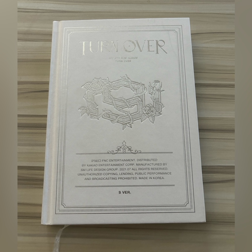 🌼BOGO ALBUMS🌼 KPOP Albums; SF9 - Turn Over: S Ver (White)